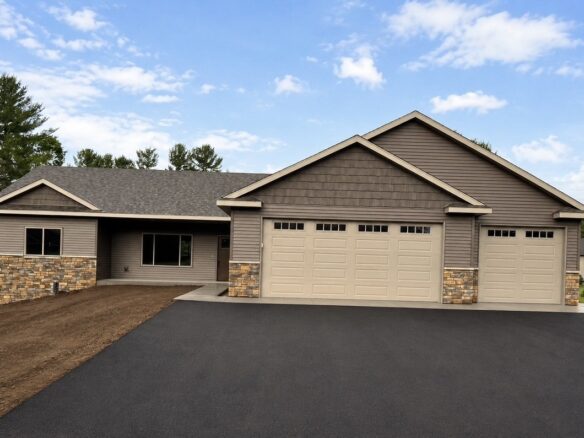 5981 162nd Street, Chippewa Falls WI 54729 - Residential house for sale - MLS #1600556 - image1