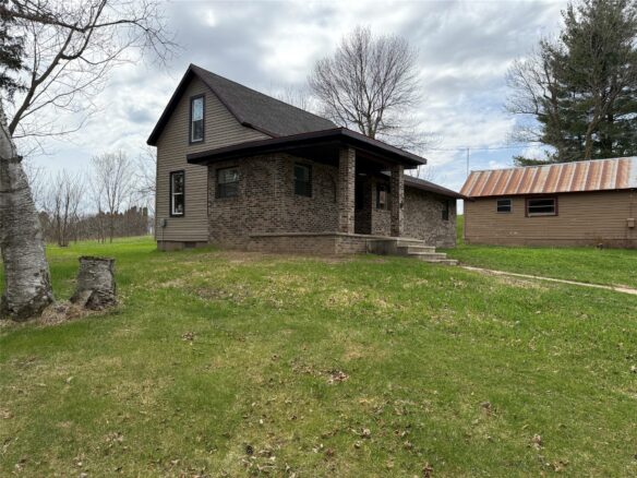 664 17 1/2 Street, Hillsdale WI 54733 - Residential house for sale - MLS #1600438 - image1
