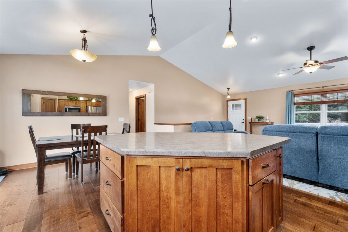 6860 Willow Creek Road, Eau Claire WI 54701 - Residential house for sale - MLS #1599243 - image14