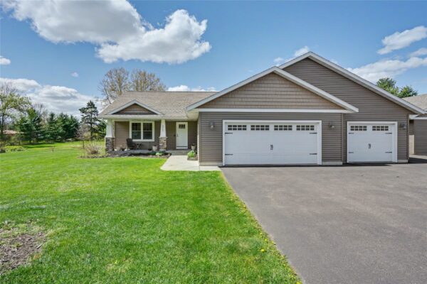 6860 Willow Creek Road Eau Claire WI 54701