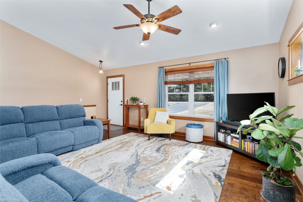 6860 Willow Creek Road, Eau Claire WI 54701 - Residential house for sale - MLS #1599243 - image8