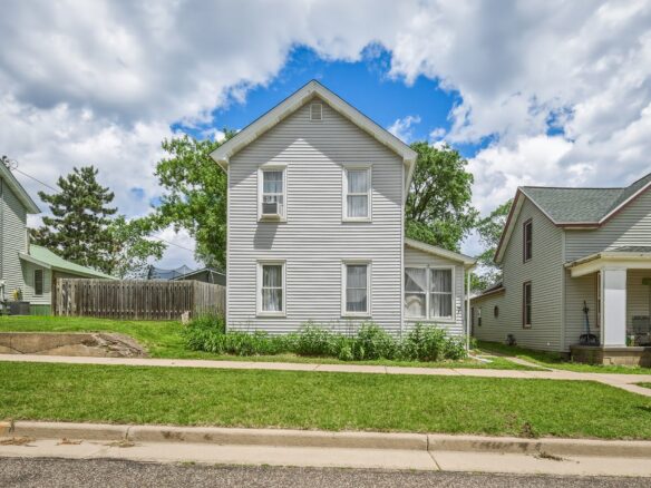 7 Rural Street, Chippewa Falls WI 54729 - Residential house for sale - MLS #1602126 - image1