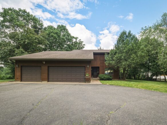 7194 County Highway K, Chippewa Falls WI 54729 - Residential house for sale - MLS #1602357 - image1