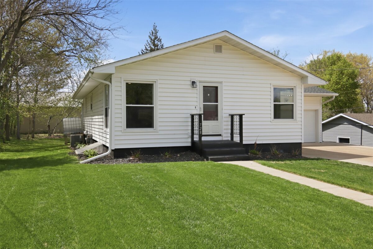 728 2nd Street, Altoona WI 54720 - Residential house for sale - MLS #1600956 - image2
