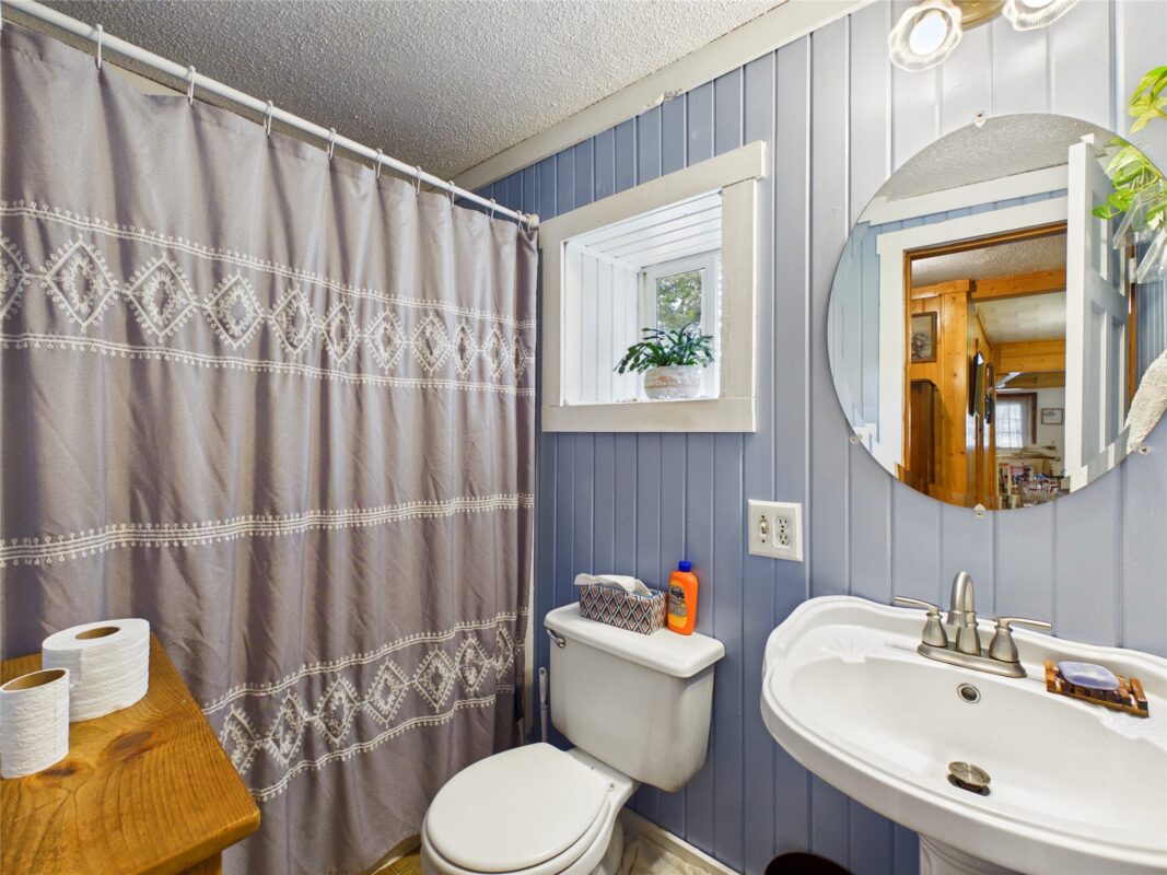 7709 Lake Avenue, Hayward WI 54843 - Residential house for sale - MLS #1602202 - image14