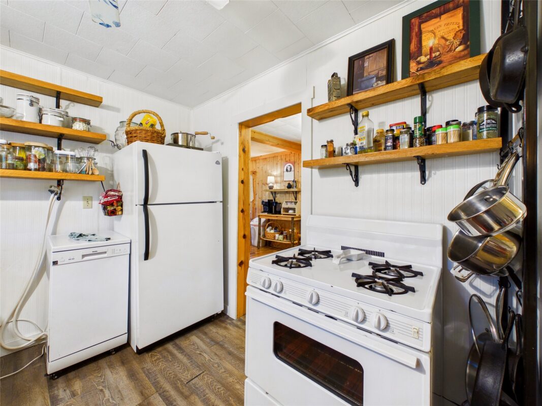 7709 Lake Avenue, Hayward WI 54843 - Residential house for sale - MLS #1602202 - image23