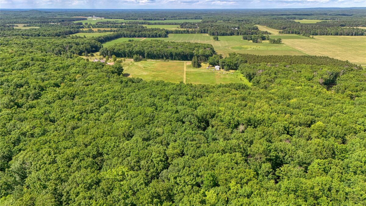 8009 Fox Road, Spooner WI 54801 - Residential house for sale - MLS #1602434 - image11
