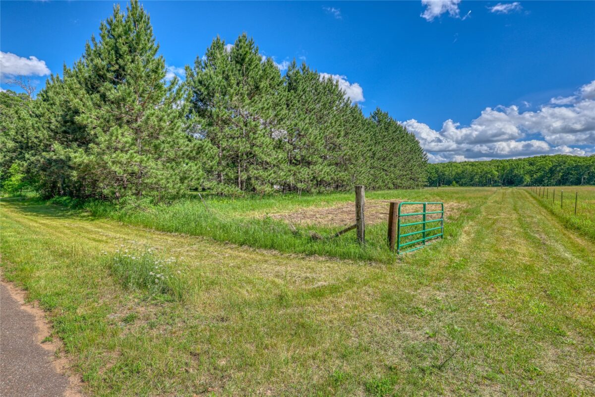 8009 Fox Road, Spooner WI 54801 - Residential house for sale - MLS #1602434 - image18
