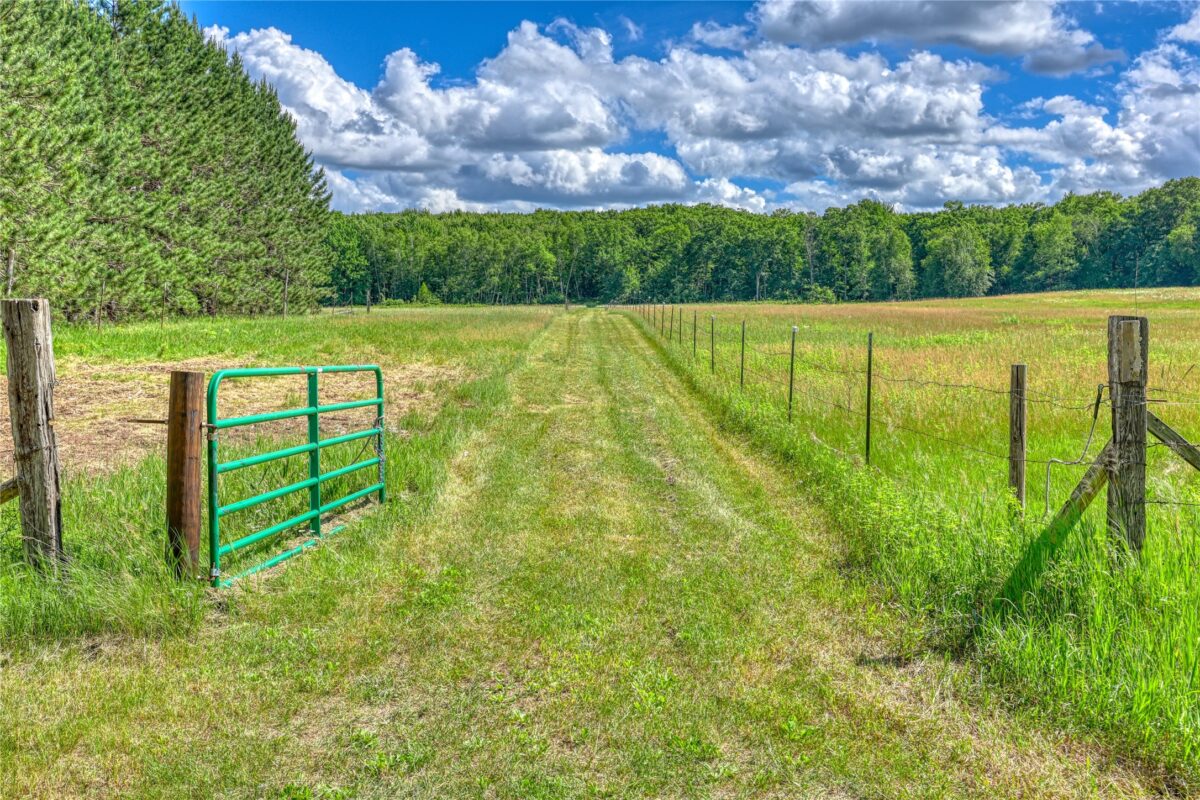 8009 Fox Road, Spooner WI 54801 - Residential house for sale - MLS #1602434 - image5