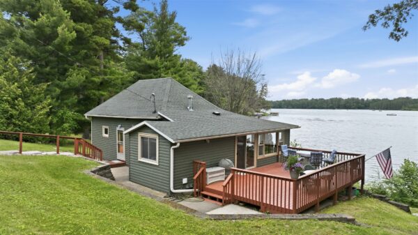 887A 23 15/16 Street Chetek WI 54728