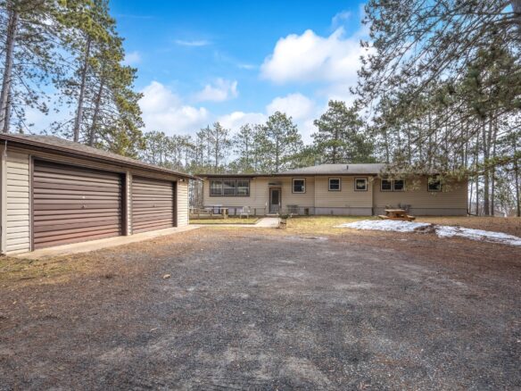 917 Sunrise Beach Drive, Amery WI 54001 - Residential house for sale - MLS #1599478 - image1
