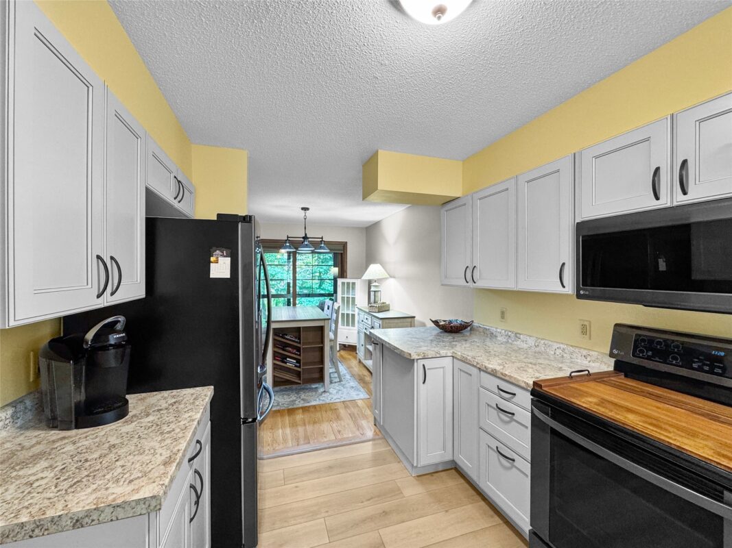 919 Cambridge Court, Altoona WI 54720 - Residential house for sale - MLS #1601777 - image4