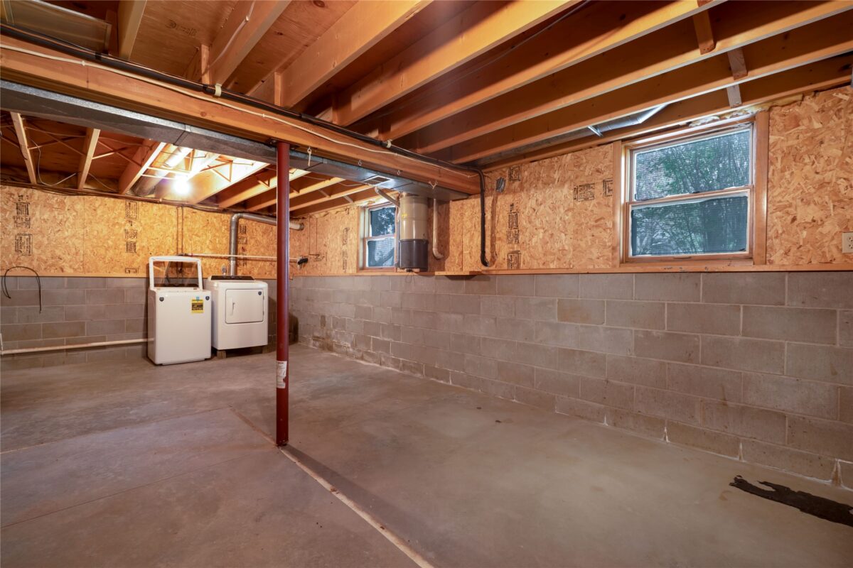 9556 27th Avenue, Eau Claire WI 54703 - Residential house for sale - MLS #1598274 - image38