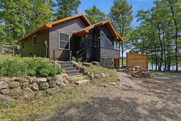 9826 N Raven Lane Hayward WI 54843