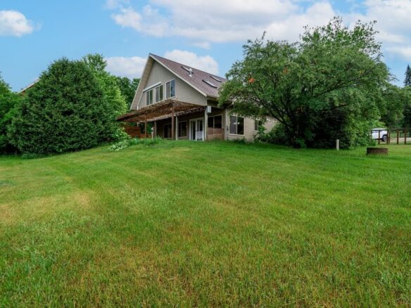 E2387 570th Avenue, Menomonie WI 54751 - Residential house for sale - MLS #1602200 - image1