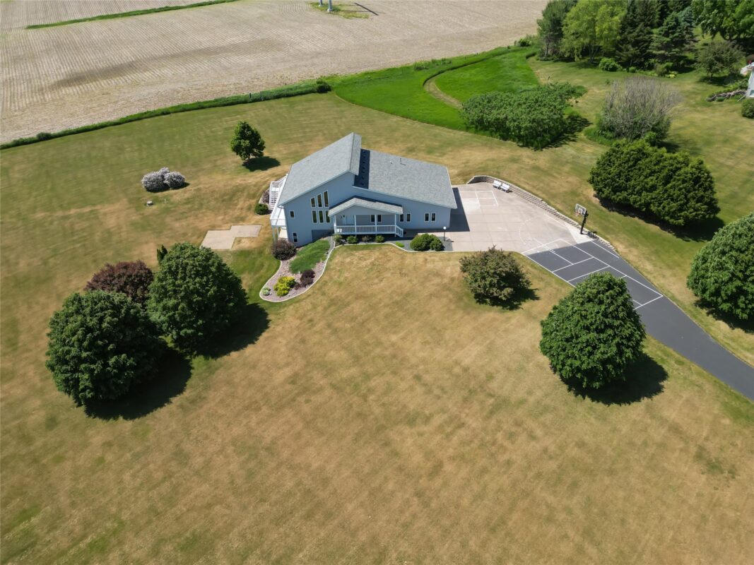 E4948 429th Ave, Menomonie WI 54751 - Residential house for sale - MLS #1601988 - image2