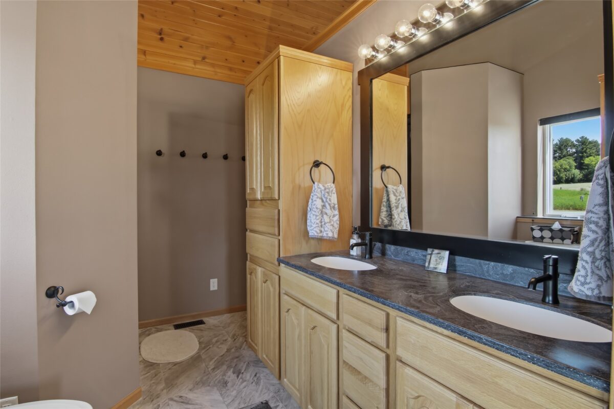 E4948 429th Ave, Menomonie WI 54751 - Residential house for sale - MLS #1601988 - image16