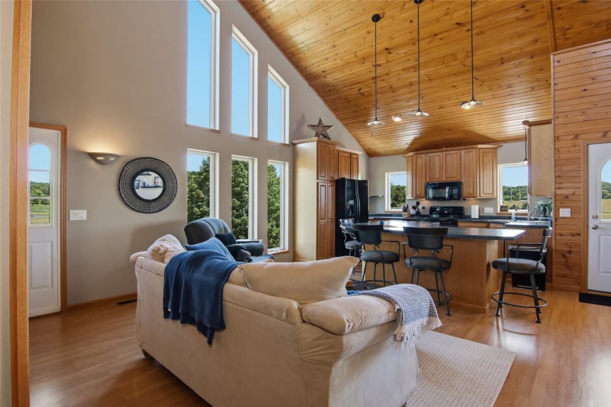 E4948 429th Ave, Menomonie WI 54751 - Residential house for sale - MLS #1601988 - image9