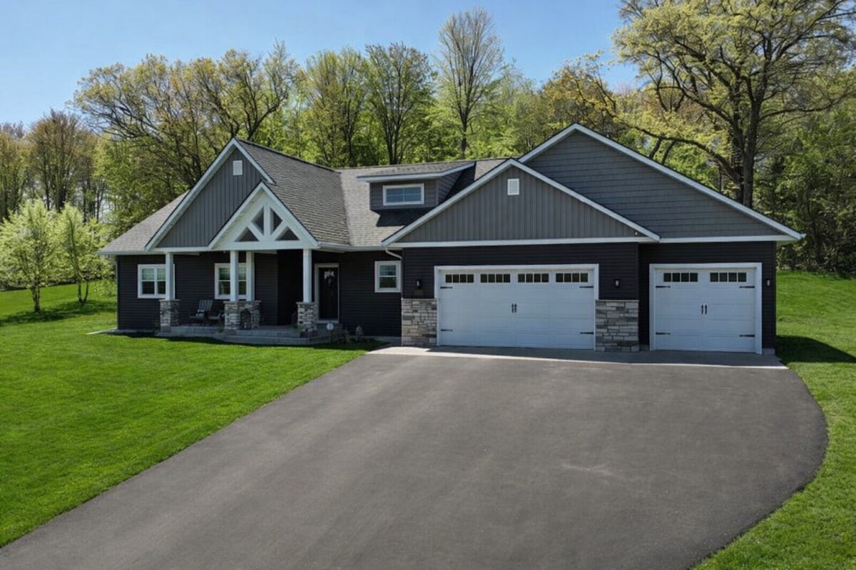 E5189 Basswood Road, Eau Claire WI 54701 - Residential house for sale - MLS #1600541 - image2