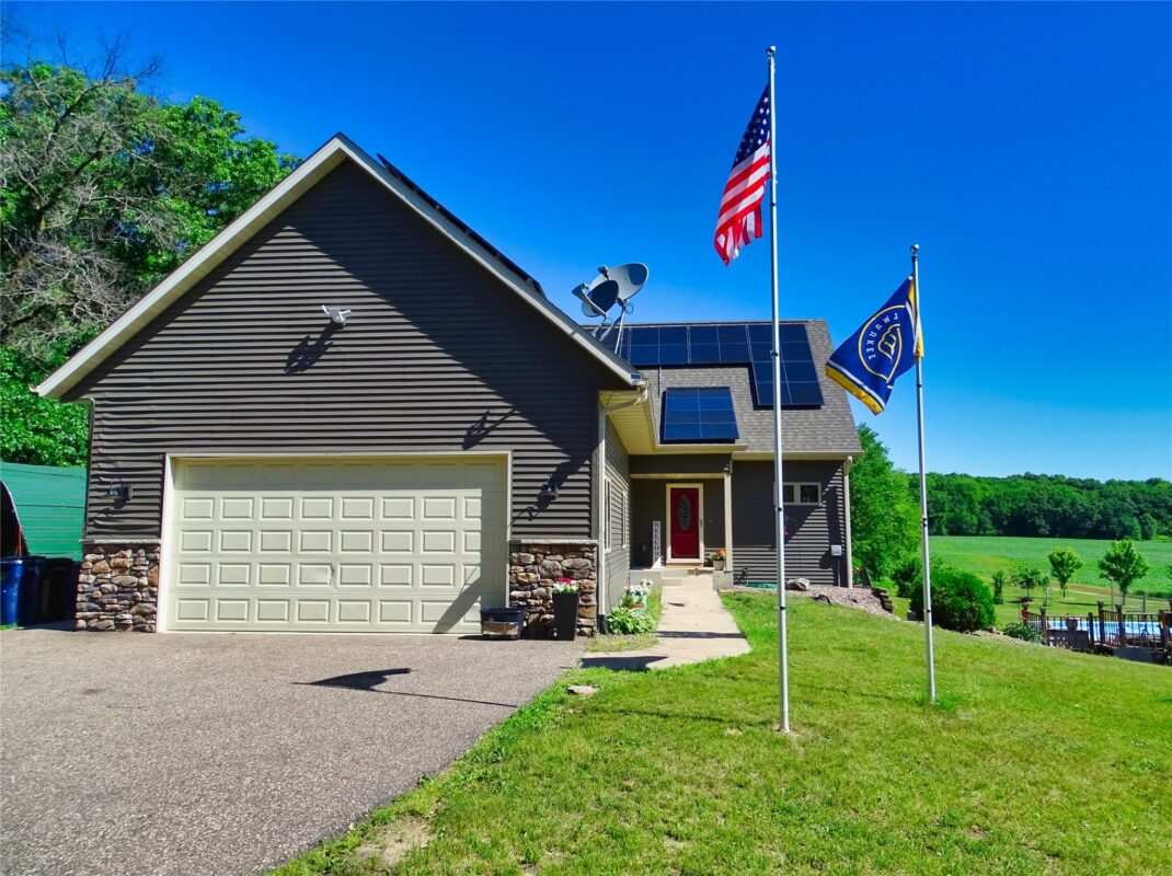 E560 Cedar Road, Eau Claire WI 54701 - Residential house for sale - MLS #1602235 - image2