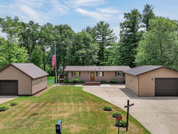 E5732 803rd Avenue, Menomonie WI 54751 - Residential house for sale - MLS #1601708 - image1