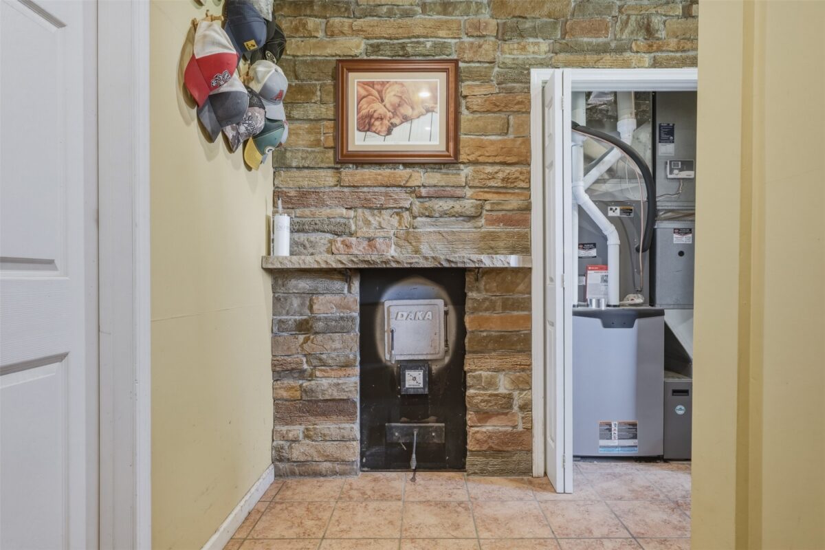 E655 Woodridge Drive, Eau Claire WI 54701 - Residential house for sale - MLS #1600907 - image32