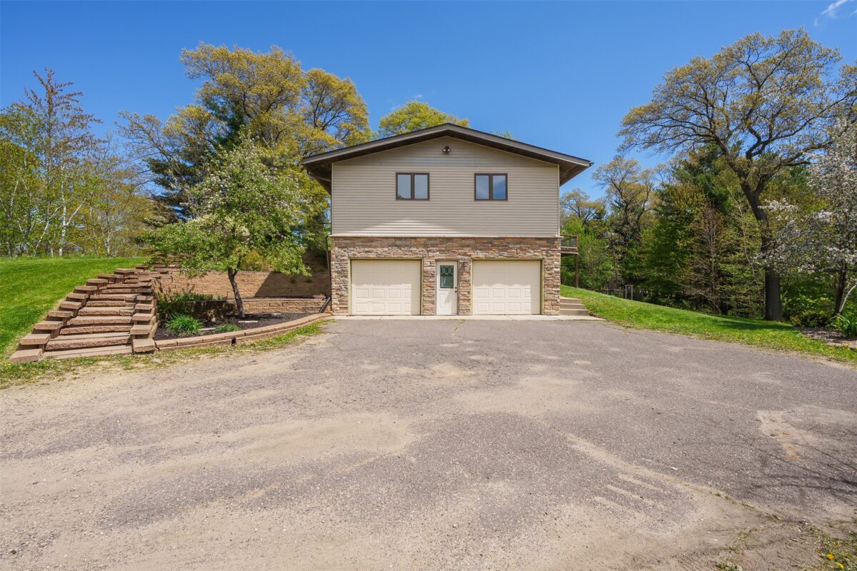 E655 Woodridge Drive, Eau Claire WI 54701 - Residential house for sale - MLS #1600907 - image35