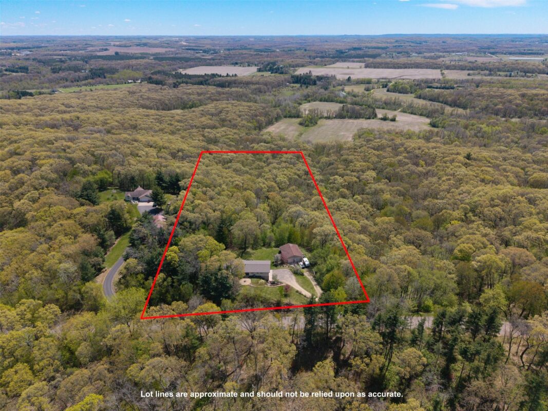 E655 Woodridge Drive, Eau Claire WI 54701 - Residential house for sale - MLS #1600907 - image52
