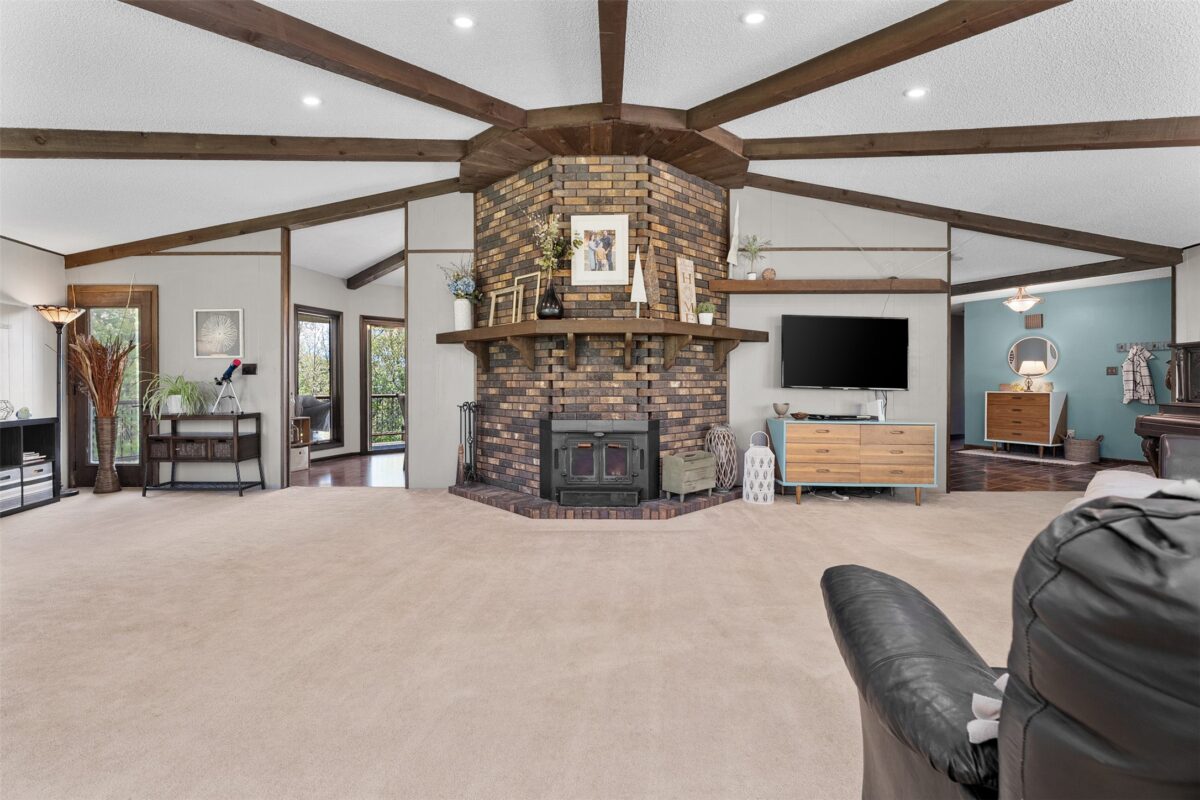 E655 Woodridge Drive, Eau Claire WI 54701 - Residential house for sale - MLS #1600907 - image9