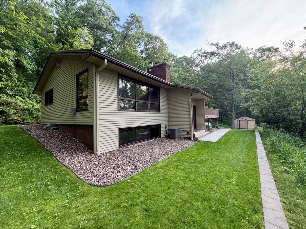 E865 Woodridge Drive, Eau Claire WI 54701 - Residential house for sale - MLS #1602673 - image5