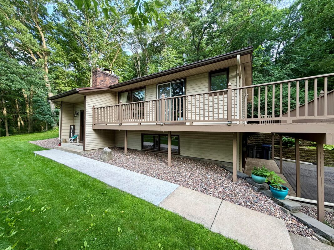 E865 Woodridge Drive, Eau Claire WI 54701 - Residential house for sale - MLS #1602673 - image8