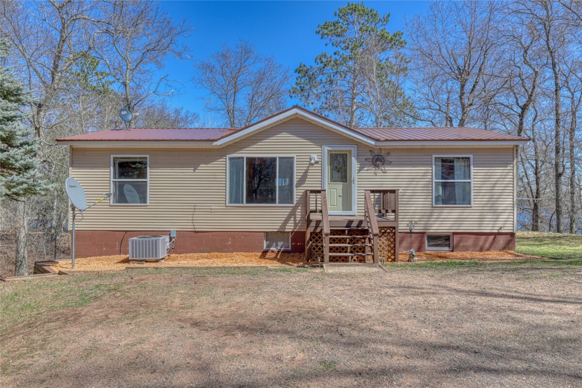 N 9748 Bear Trail Lane, Spooner WI 54801 - Residential house for sale - MLS #1600431 - image2