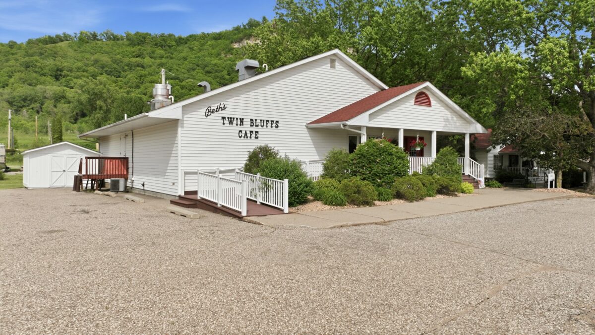 , Nelson WI 54756 - CommercialSale house for sale - MLS #1601736 - image2