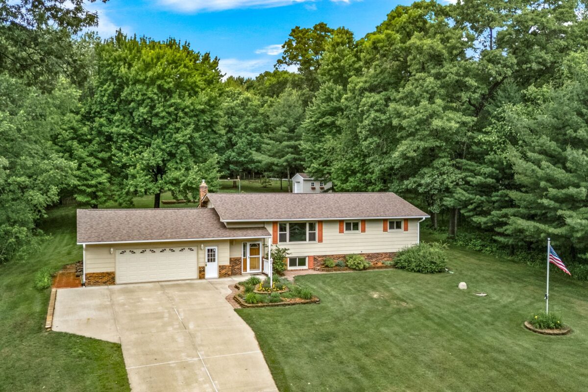 S8250 Todd Road, Eau Claire WI 54701 - Residential house for sale - MLS #1602418 - image19