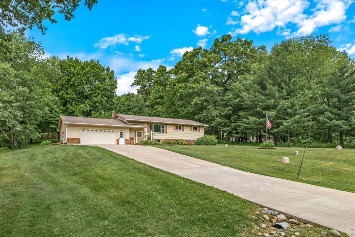 S8250 Todd Road, Eau Claire WI 54701 - Residential house for sale - MLS #1602418 - image3
