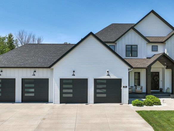 S8908 Chestnut Road, Eau Claire WI 54701 - Residential house for sale - MLS #1601697 - image1