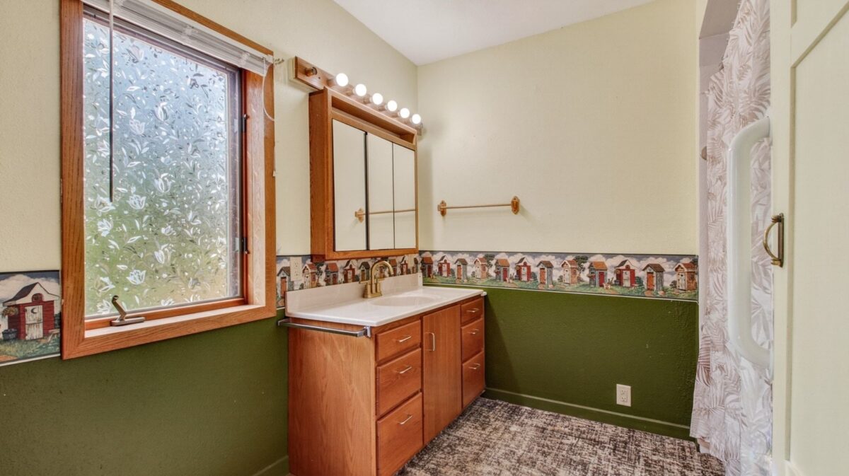 W10104 County Road O, Black River Falls WI 54615 - Residential house for sale - MLS #1602185 - image17