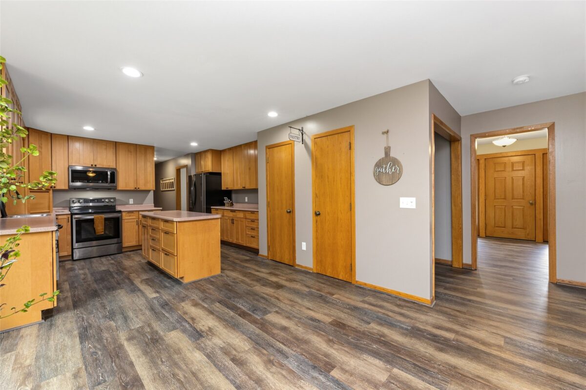 W11418 Goldsmith Road, Black River Falls WI 54615 - Residential house for sale - MLS #1602482 - image9