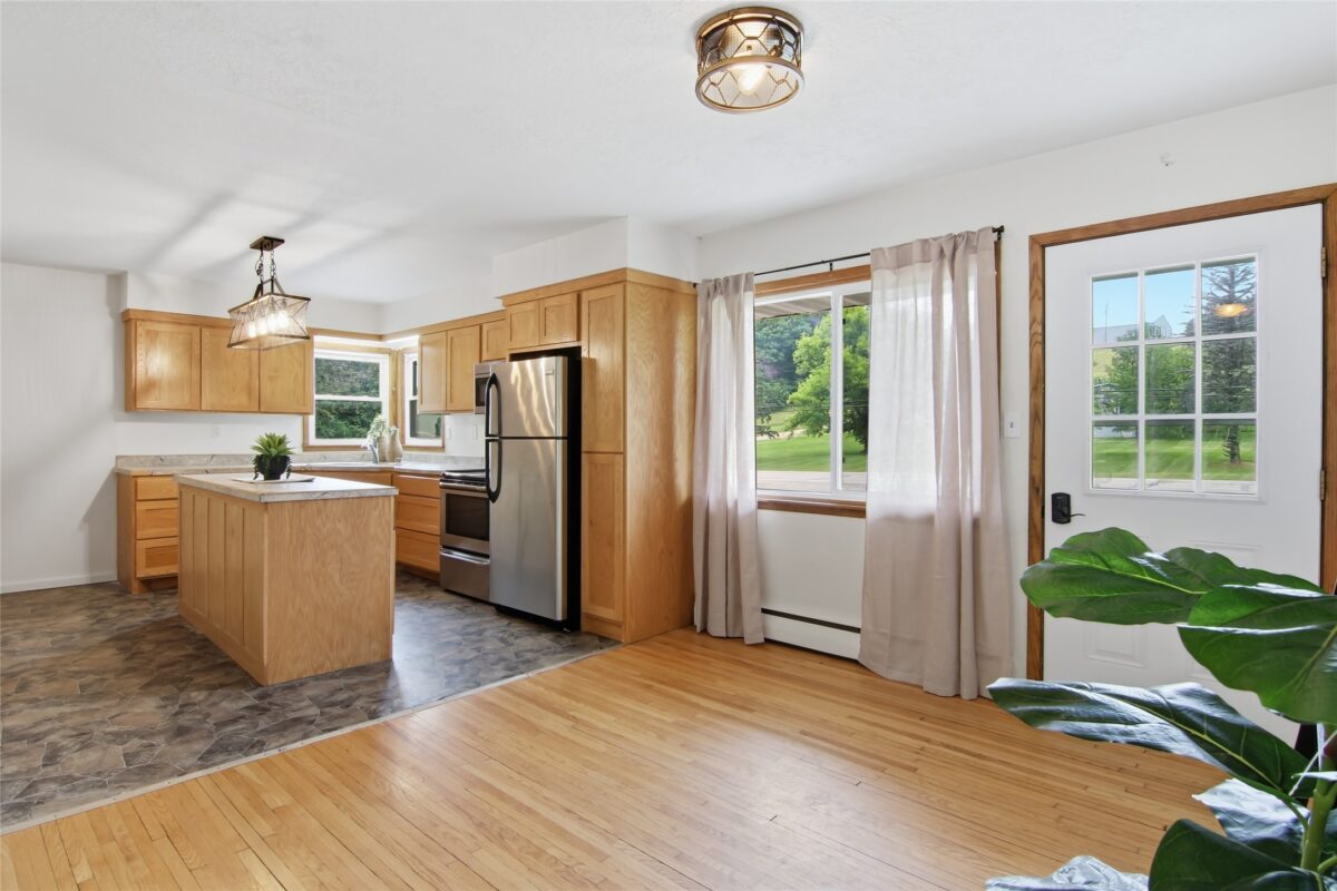 W7377 US Highway 10, Ellsworth WI 54011 - Residential house for sale - MLS #1602049 - image9