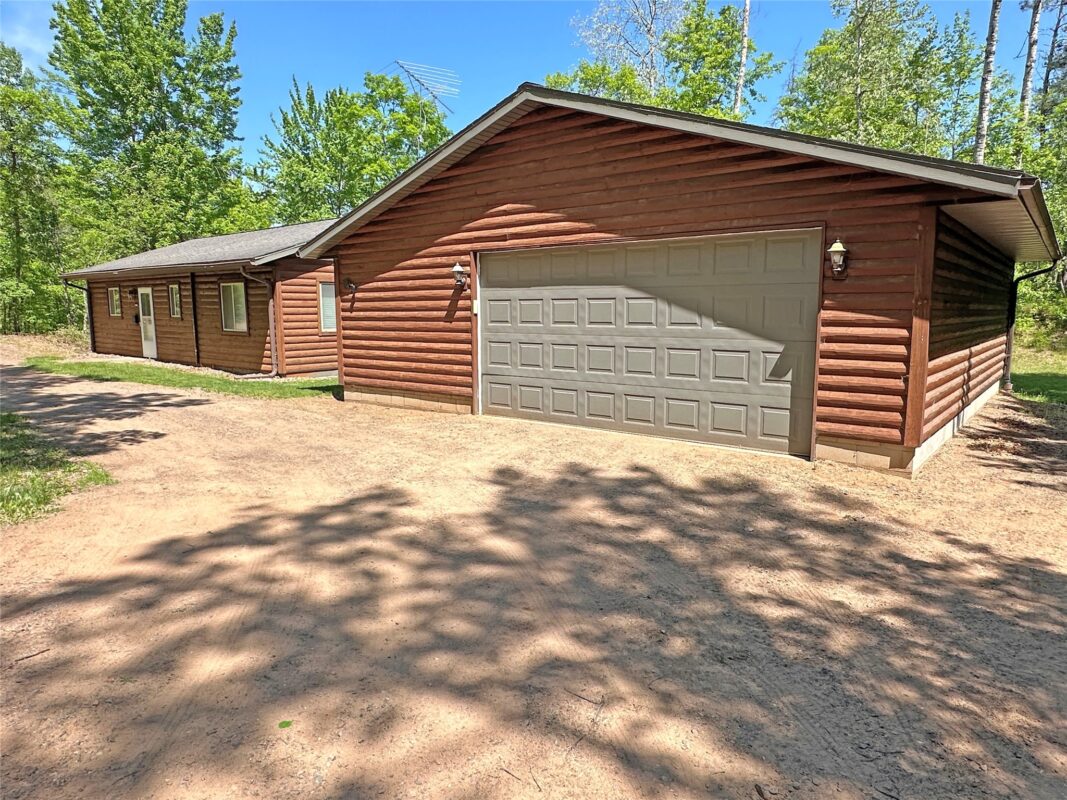 W9134 Chipmunk Trail, Trego WI 54888 - Residential house for sale - MLS #1601912 - image2