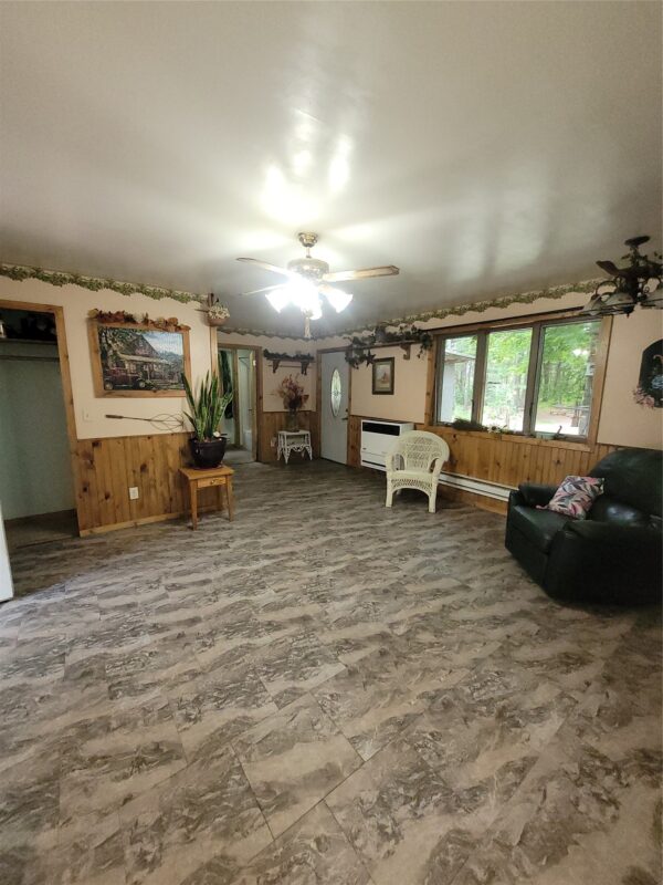 W9264 US Highway 12, Black River Falls WI 54615 - Residential house for sale - MLS #1602607 - image17