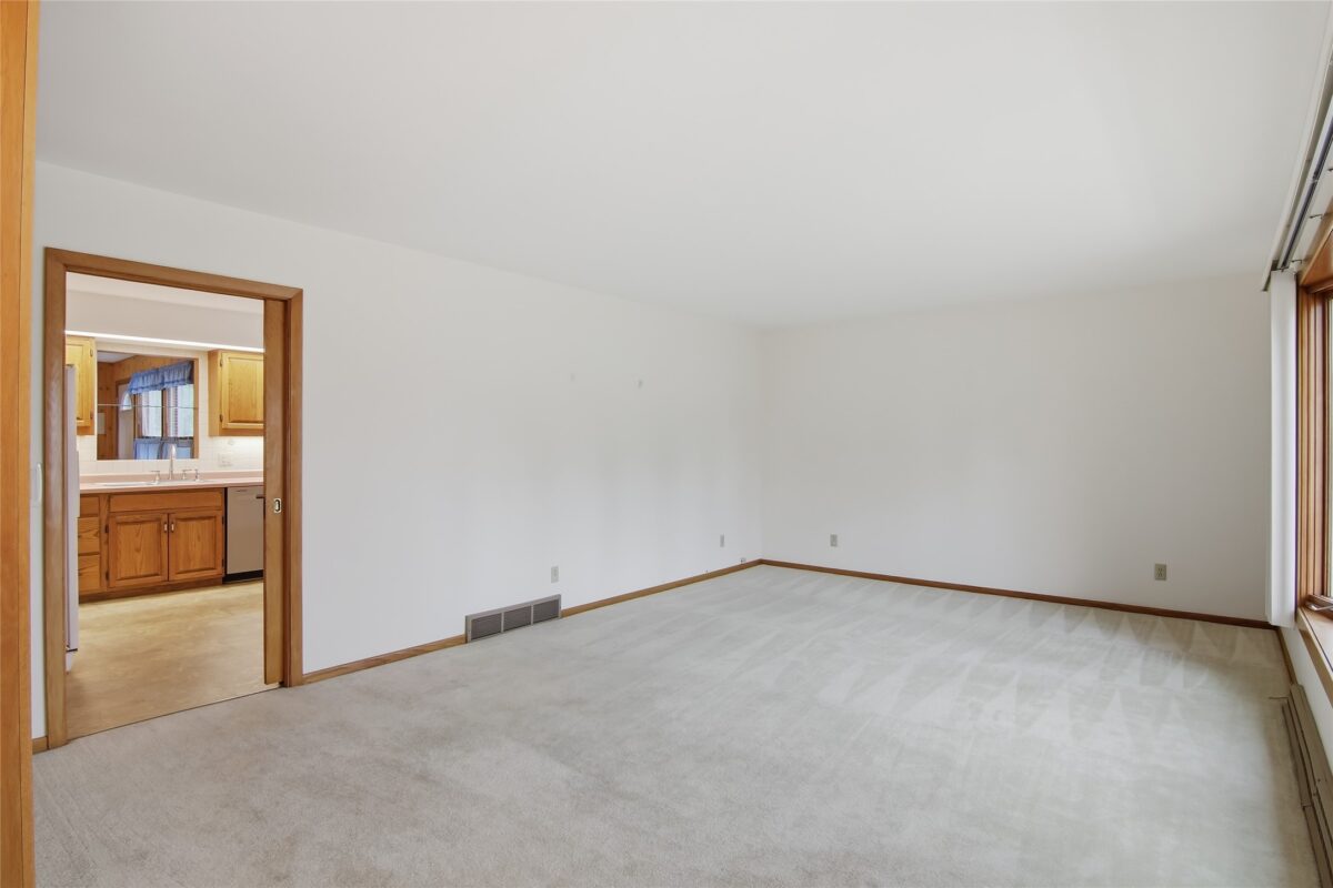 1008 Cedar Street, Chippewa Falls WI 54729 - Residential house for sale - MLS #1602380 - image11
