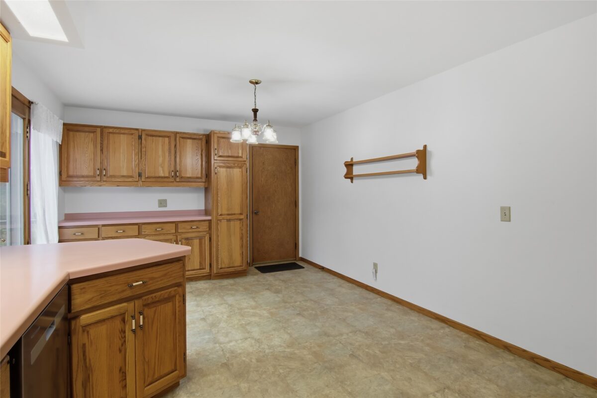 1008 Cedar Street, Chippewa Falls WI 54729 - Residential house for sale - MLS #1602380 - image15