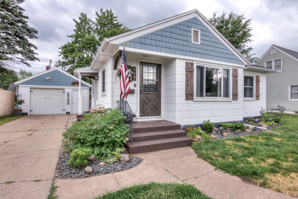 109 Grant Avenue, Eau Claire WI 54701 - Residential house for sale - MLS #1601867 - image2