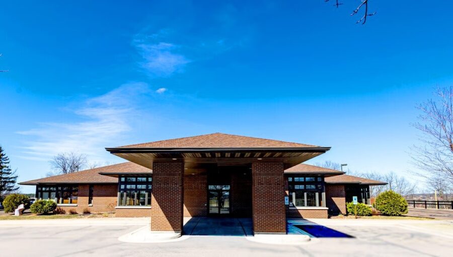 1110 Oak Ridge Drive
