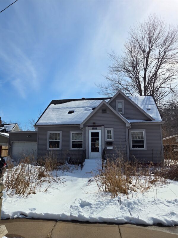1111 Vine Street, Eau Claire WI 54703 - Residential house for sale - MLS #1599290 - image2