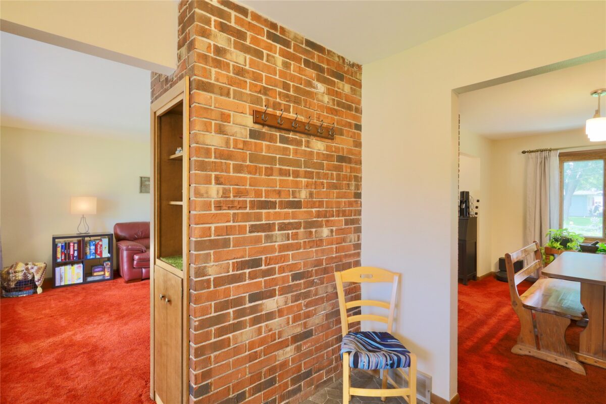 1126 Fillmore Avenue, Eau Claire WI 54701 - Residential house for sale - MLS #1602975 - image3