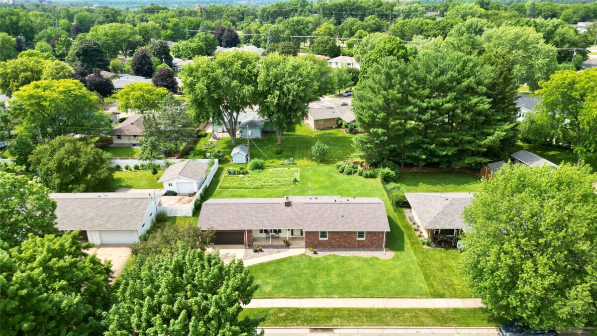 1126 Fillmore Avenue, Eau Claire WI 54701 - Residential house for sale - MLS #1602975 - image38
