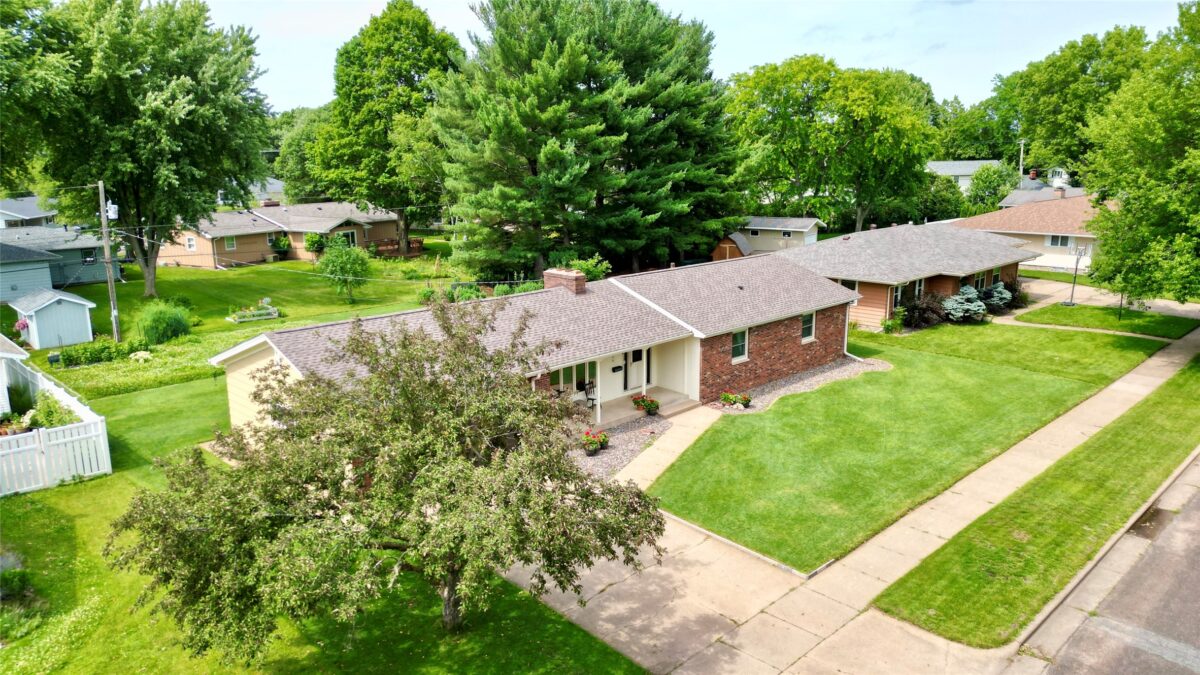 1126 Fillmore Avenue, Eau Claire WI 54701 - Residential house for sale - MLS #1602975 - image41