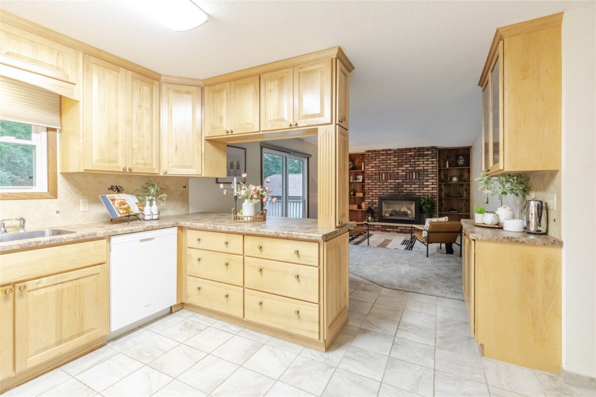 1210 50th Avenue, Eau Claire WI 54703 - Residential house for sale - MLS #1600423 - image2